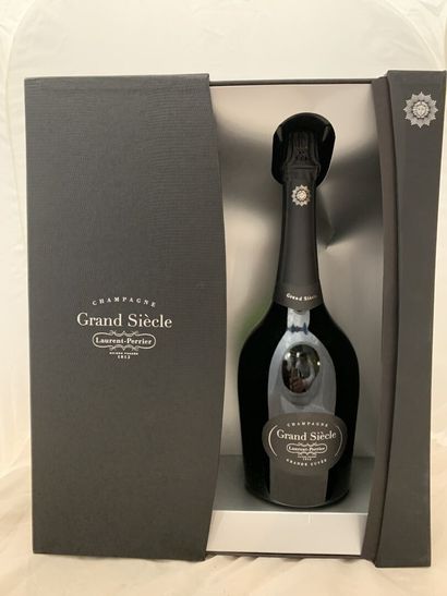 null CHAMPAGNE
1 bouteille Champagne 'Grand Siècle' Laurent-Perrier. Effervescen...