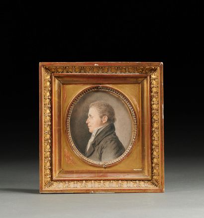 null Ecole FRANÇAISE vers 1850
Portrait de profil d'un homme
Miniature
12 x 10,5...