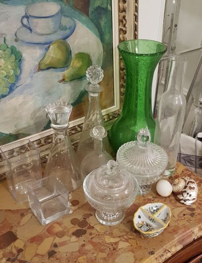 null Lot de verrerie : vases, drageoirs, carafons