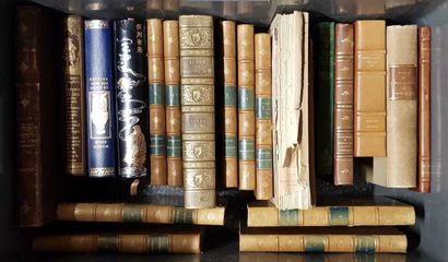 null 2 caisses de volumes reliés XIXème dont Ouvres de Thiers, Dictionnaire de la...