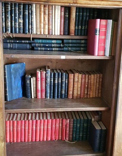 null Set of bound books 19th-20th century and part of a library: Novels and travels...