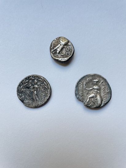 null Trois monnaies greco-romaines