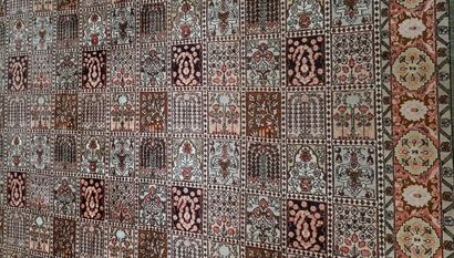 null Checkerboard background carpet 
180 x 279 cm (wear)
