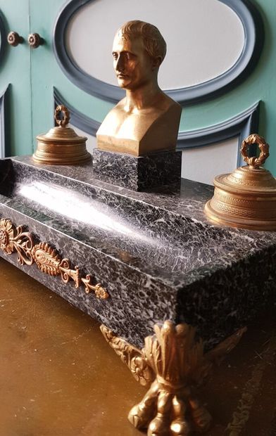 null Large desk inkwell in sea-green marble surmounted by a bust of Napoleon. Ornamentation...