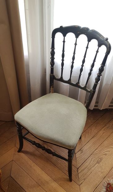 null Small lot of furniture including: blackened wood bar back chair, natural wood...