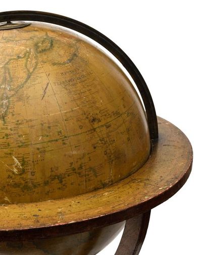 null Globe terrestre de parquet anglais Newton & Son 1828. L'intérêt de ce globe...