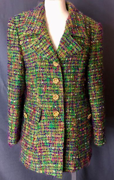 null GUY LAROCHE

Veste en tweed de laine et mohair chiné dans les tons vert, violet...