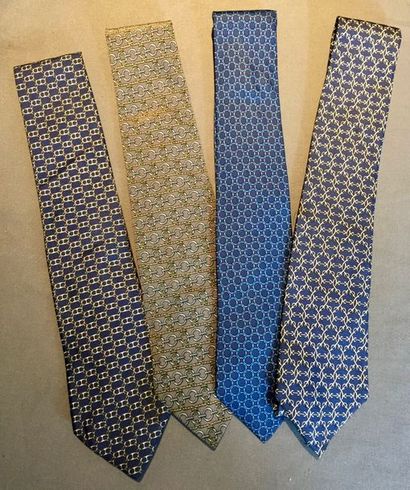null HERMÈS, Paris

Lot de quatre cravates en twill de soie imprimée, à motifs divers,...