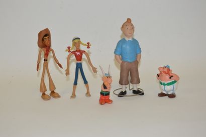 null (5) figurines en caoutchouc, année 60, Tintin, etc.