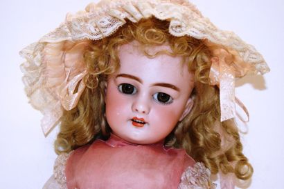 null Girl doll, DEP T 6, blond wig, brown sleeping eyes, beautiful antique clothes,...