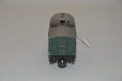 null MÄRKLIN item no. 310.1, (1948/49) boxcar, green, 2 axles, gray/brown roof, BK...