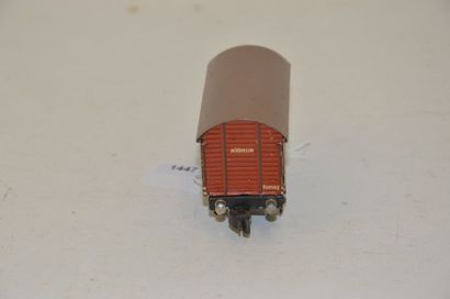 null MÄRKLIN 381.1 (1935) wagon fermé, 2 axes, brun, attelage KK.1, 8.5cm, boîte...