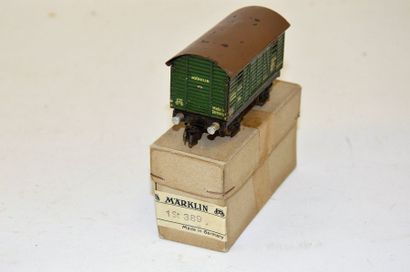 null MÄRKLIN 389.1 (1936) wagon transport de bestiaux, vert, toit brun, 8.5cm, Kupplung...