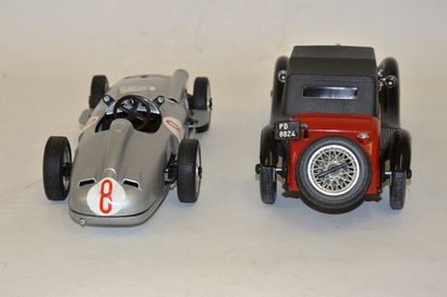 null (2) racing cars and sports cars, 1/16 scale

- Mercedes Benz RW 196,silver,...