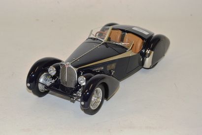 null CMC (classic Model Cars) échelle 1/18, made in Germany, BUGATTI 57 SC, 1938,...