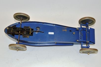 null JEP, DELAGE racing car, painted blue n° 6, Lg. 43cm, probably professionally...