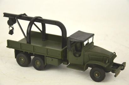 null DINKY France 808, military G.M.C. recovery truck, new in box, (MB)