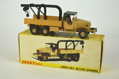 null DINKY 808 camion G.M.C. militaire dépannage Sahara, en beige, neuf en boîte...