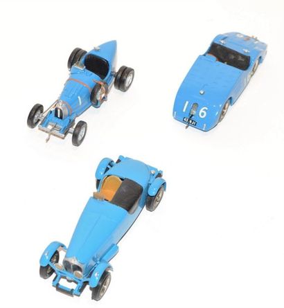 null (3) RADLETT, Grand prix modèle, 1 Bugatti Tecla blue, 1 Bugatti Roadster Corsica...