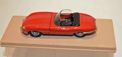 null (4) ELIGOR, 4 Jaguars: 1 type E Roadster of 1964, 3 MK1 1960 Rallye du Maroc,...