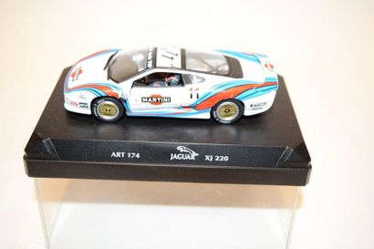 null (3) DETAIL CARS, 3 XJ 220 racing Jaguars. (Ref: ART 170, 172, 174). 1/43rd ...