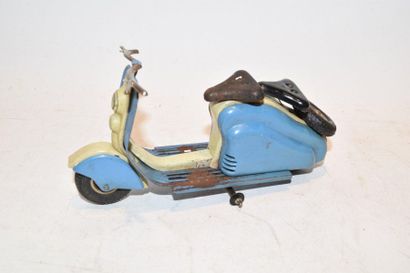 null GÖSO, Germany, Motorcycle type "Vespa" in blue and cream lithographed sheet...