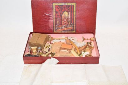 null "Ma petite chapelle", Made in France, Antique cardboard game box glued with...