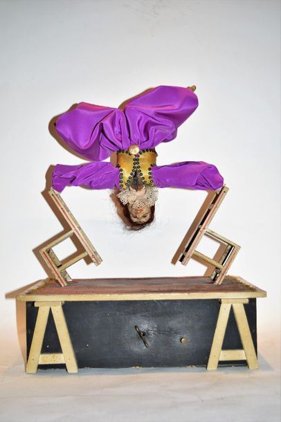 null Automaton RENOU (late 19th century) clown balancing on two chairs, the clown...