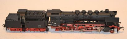 null MARKLIN HO 3084 steam locomotive type 150, 4-axle tender with look-out, black...