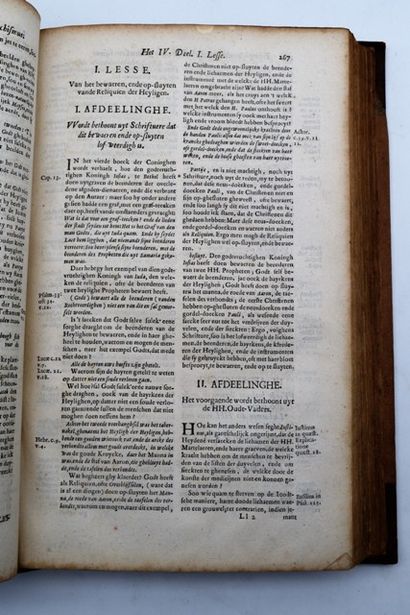 null HAZART Cornelius

Triumph vande christelycke leere ofte grooten catechismus...