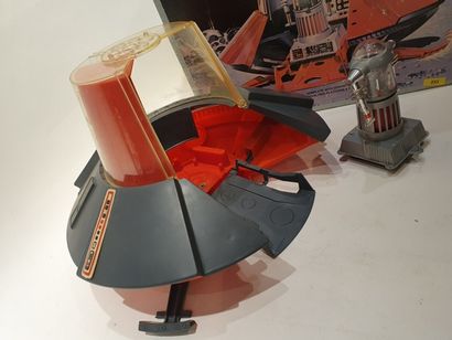 null IDEAL Toy Corp. U.S.A., "STAR. HAWK"; C. 1970-1977, Large glass flying saucer,...