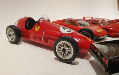 null (7) competition cars 1/24 (L) 

- BURAGO (4) Ferrari & Jaguar XK120

- Polisitil...