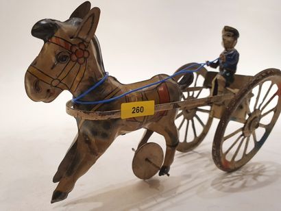 null GERMANY "HUKY", toy 1900 mechanic, cart with one horse, good condition