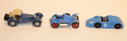 null (3) O.M. 1 Bugatti type 13 Chassis 805 de 1911 en métal bleu , J.P.S , 1 Bugatti...