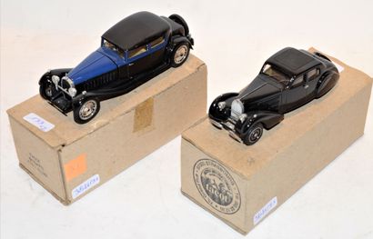 null (2) TACOT, 1 Bugatti type 41 Royale Kellner de 1927 en résine noir et bleu et...