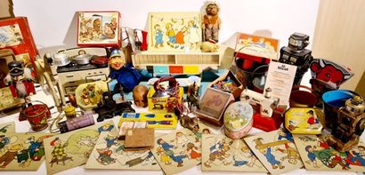 null VARIA +/- 40 pce) : antique toys 50's and modern toys : 10 puzzles 50's - 2...