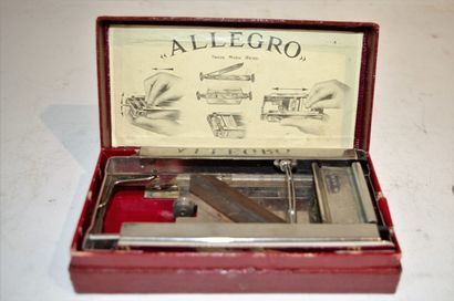 null Razor blade sharpener from ALLEGRO, Switzerland, in its original case.