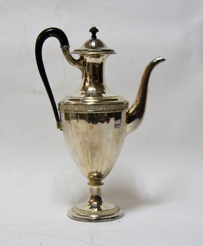 null BELGIUM silver coffee pot and milk jug, Belgian hallmark from 1814 to 1831,

Observation:

Piece...