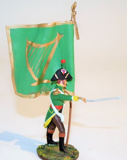null Figurine of art: officer carrying the flag of the Irish legion fighting alongside...