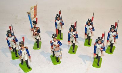 null Group of 9 grenadiers of the guard: officer, drum, flag...Metal, circa 1990,...