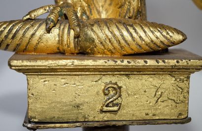 null Copy of flag eagle model 1804. Eagle in gilt bronze, with head turned to the...