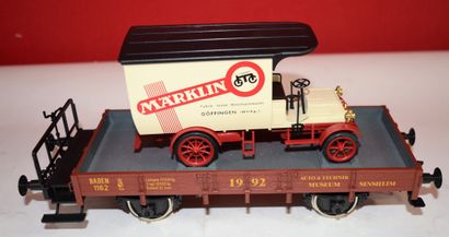 MARKLIN MÄRKLIN I modern (3) Museum wagen, new in box

85830 from 1993 - 85836 10...