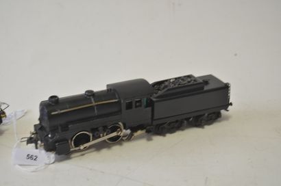 TRIX TRIX (2) locomotives, années 55, caisse métal :

- locotender 020, noire, 20...