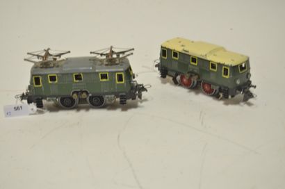 TRIX TRIX (2) type B motor cars, 20 052, green :

- one with Märklin pantos, grey...