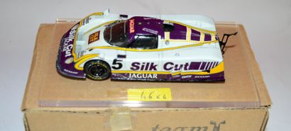 null STARTER: Jaguars (4) : XJR 10 Slik Cut essais circuit Paul Ricard 1989 en résine...