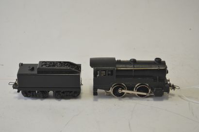 TRIX TRIX (2) locomotives, 55's, metal body :

- locotender 020, black, 20 0 54

-...