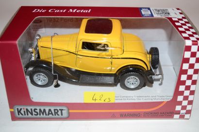 null Set of 3 1/34th scale cars/trucks, new in box:

Kinsmart: 1932 Ford 3-window...
