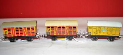 MARKLIN MÄRKLIN :(3) wagons marchandises : 386/4 (1947) wagon transport de poulets,...