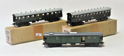 TRIX TRIX EXPRESS, three-car train, 4 axles, green, 22cm:

- 20162, 1 & 2nd class,...