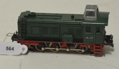 TRIX TRIX loco V36 257, green metal body, ttpe C, good condition